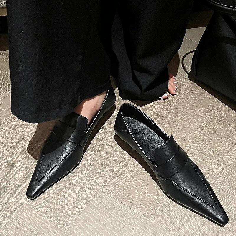 Décolleté sexy con tacco basso - Women Shoes Brands recensione e prezzo