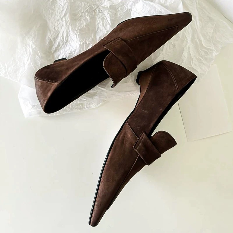 Décolleté sexy con tacco basso - Women Shoes Brands recensione e prezzo