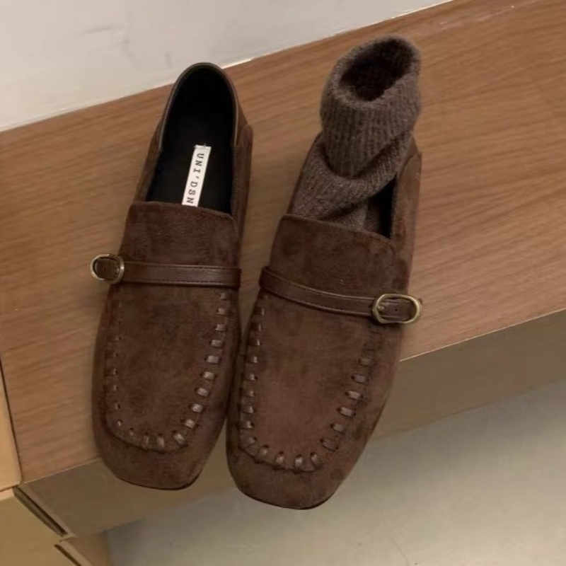 Scarpe basse eleganti in pelle - Women Shoes Brands recensione e prezzo