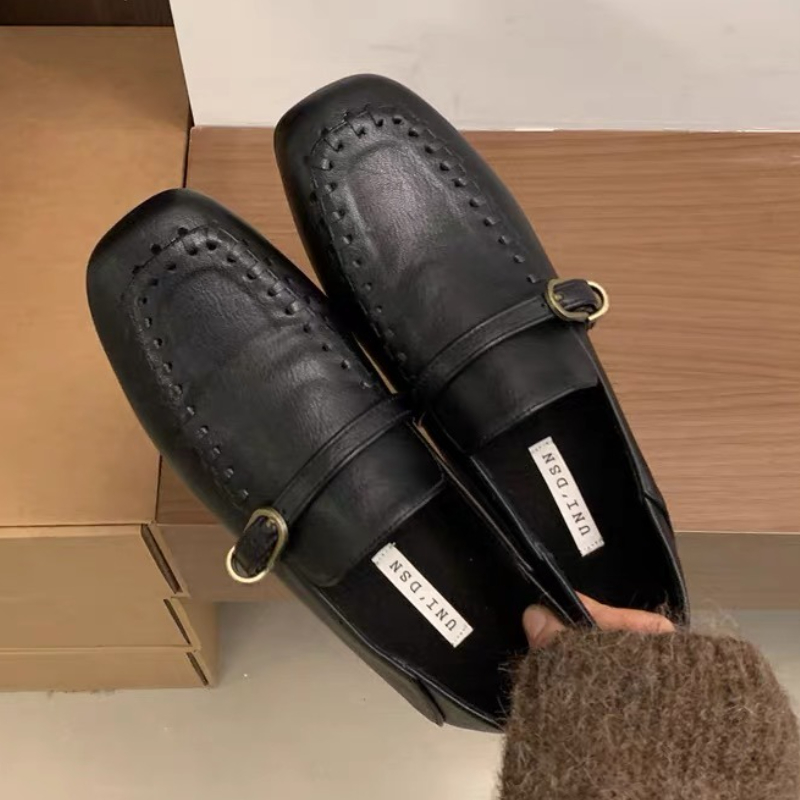 Scarpe basse eleganti in pelle - Women Shoes Brands recensione e prezzo